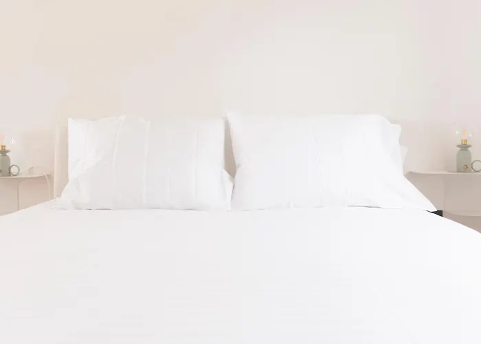 卡塔兰诺别墅酒店