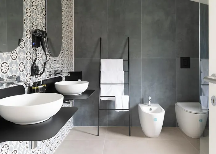 卡塔兰诺别墅酒店 帕奥拉