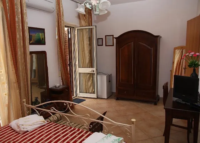 Catalano Bed & Breakfast Paola